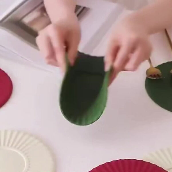 e1e64d960eb34113b5788776446f9208-00002_800x800.jpg Non-slip Silicone Dining Table Placemat